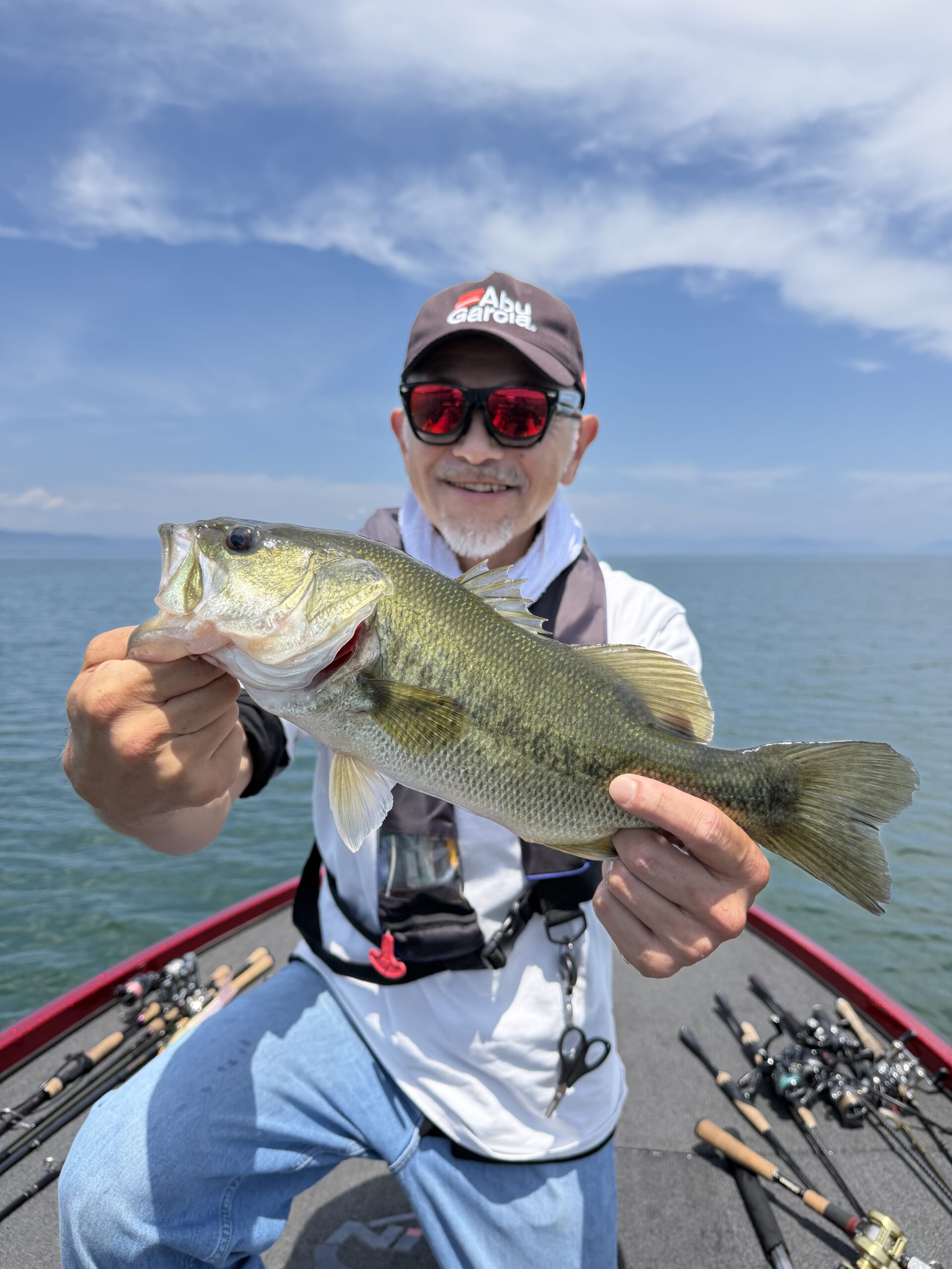 Largemouth bass caught with a JBFA guide on Lake Biwa, 2026-07-17