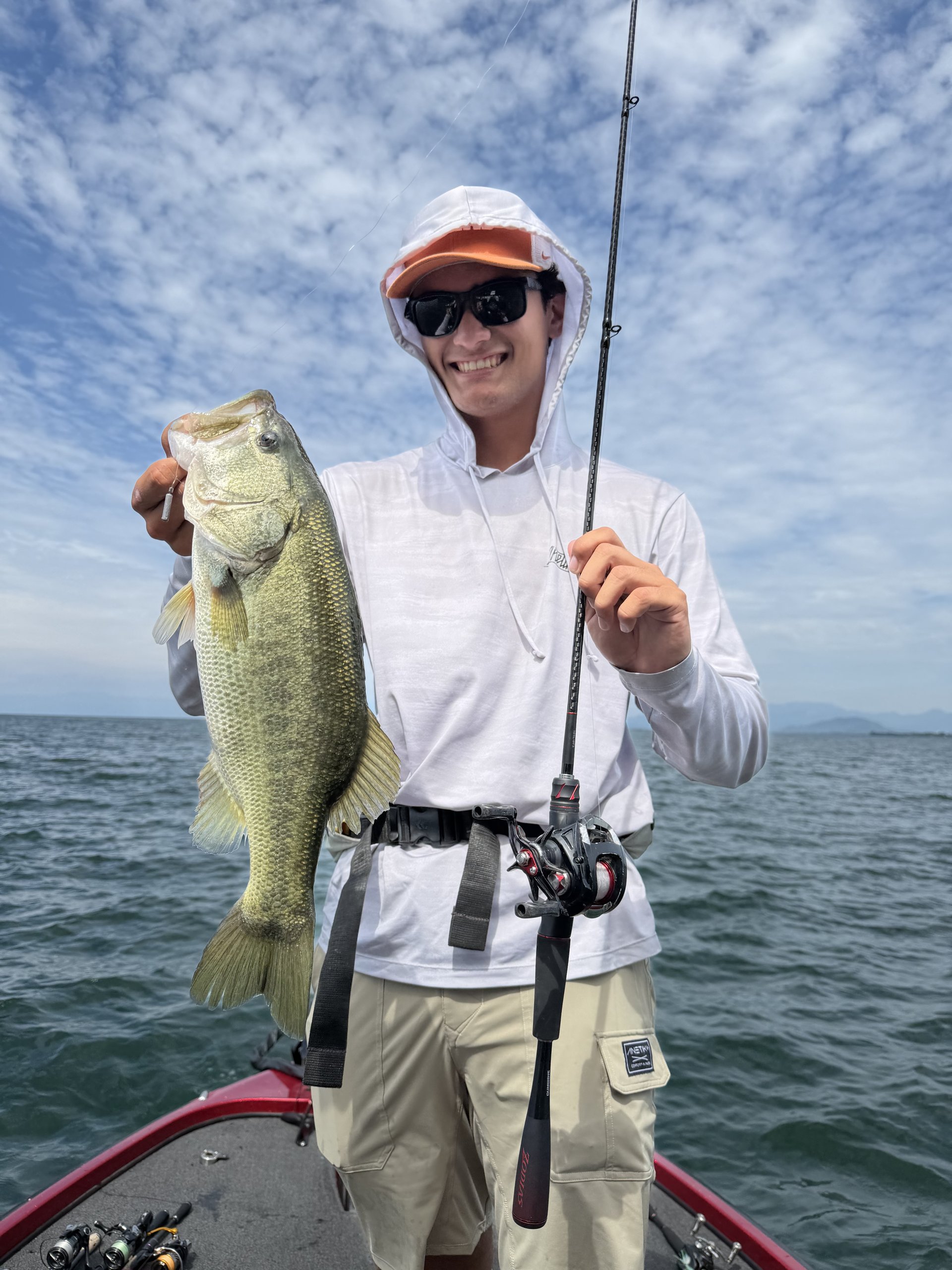 Largemouth bass caught with a JBFA guide on Lake Biwa, 2026-08-01