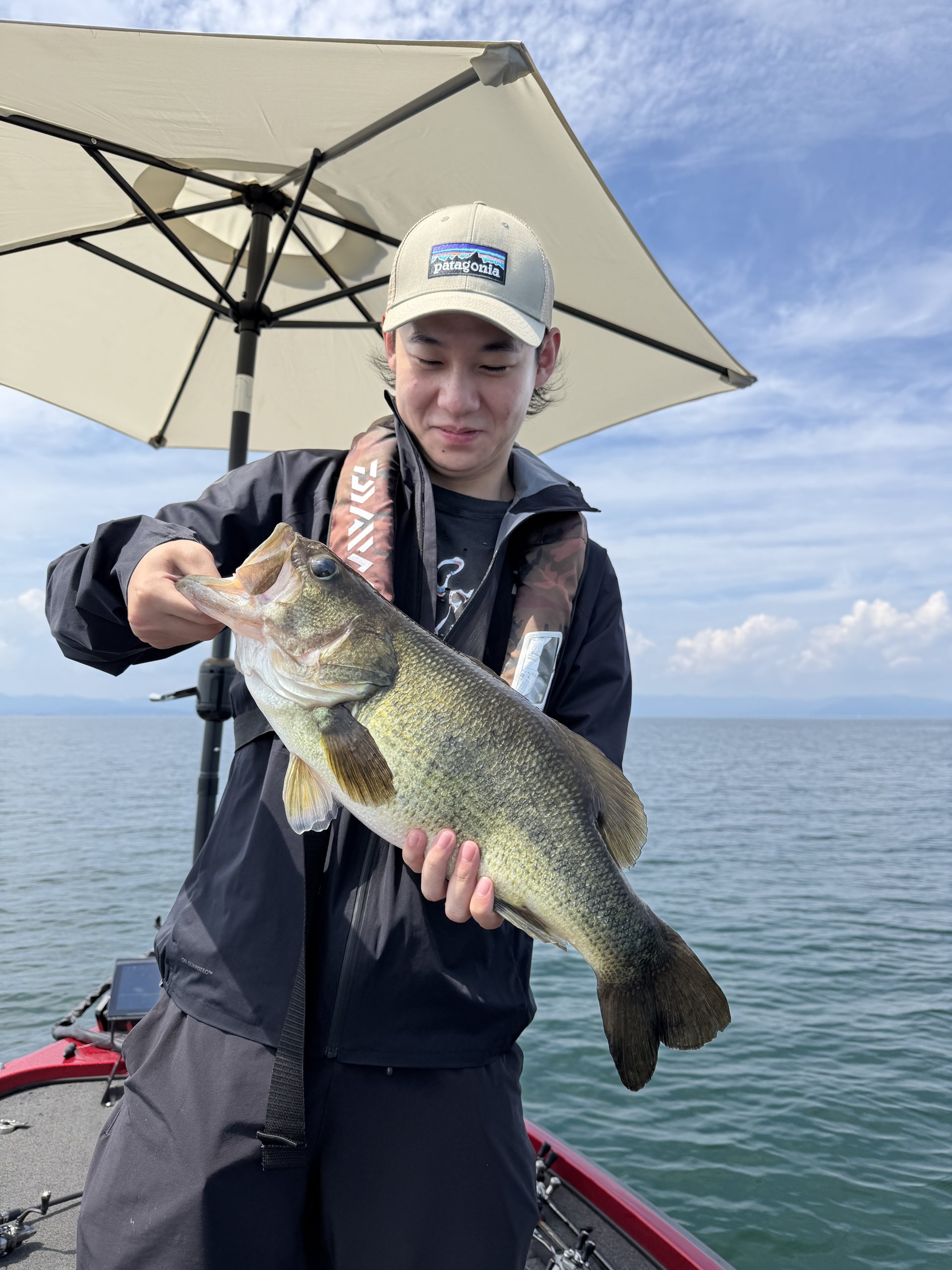 Largemouth bass caught with a JBFA guide on Lake Biwa, 2026-08-22