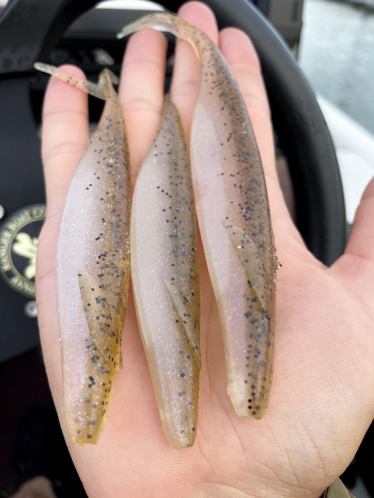 Deps Sakamata Shad 6 inch in Champagne Pepper Neon Pearl